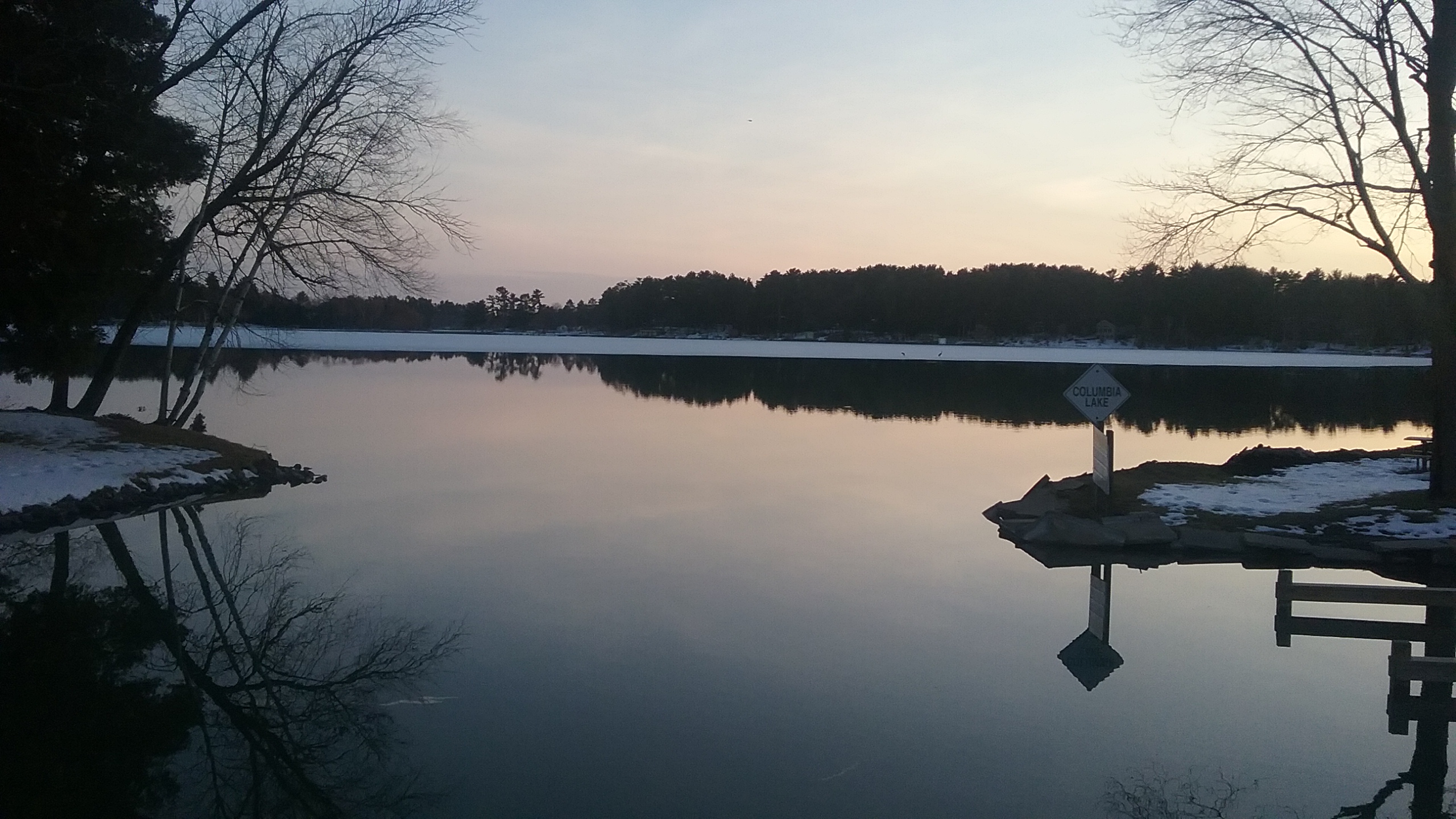 Columbia Lake on The Chain O' Lakes